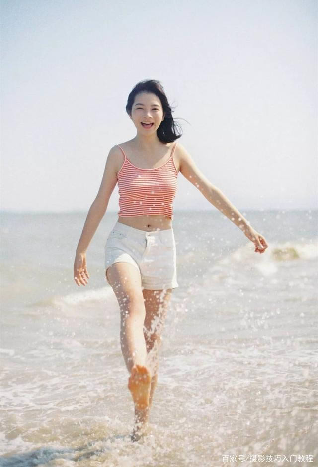 海边嬉戏